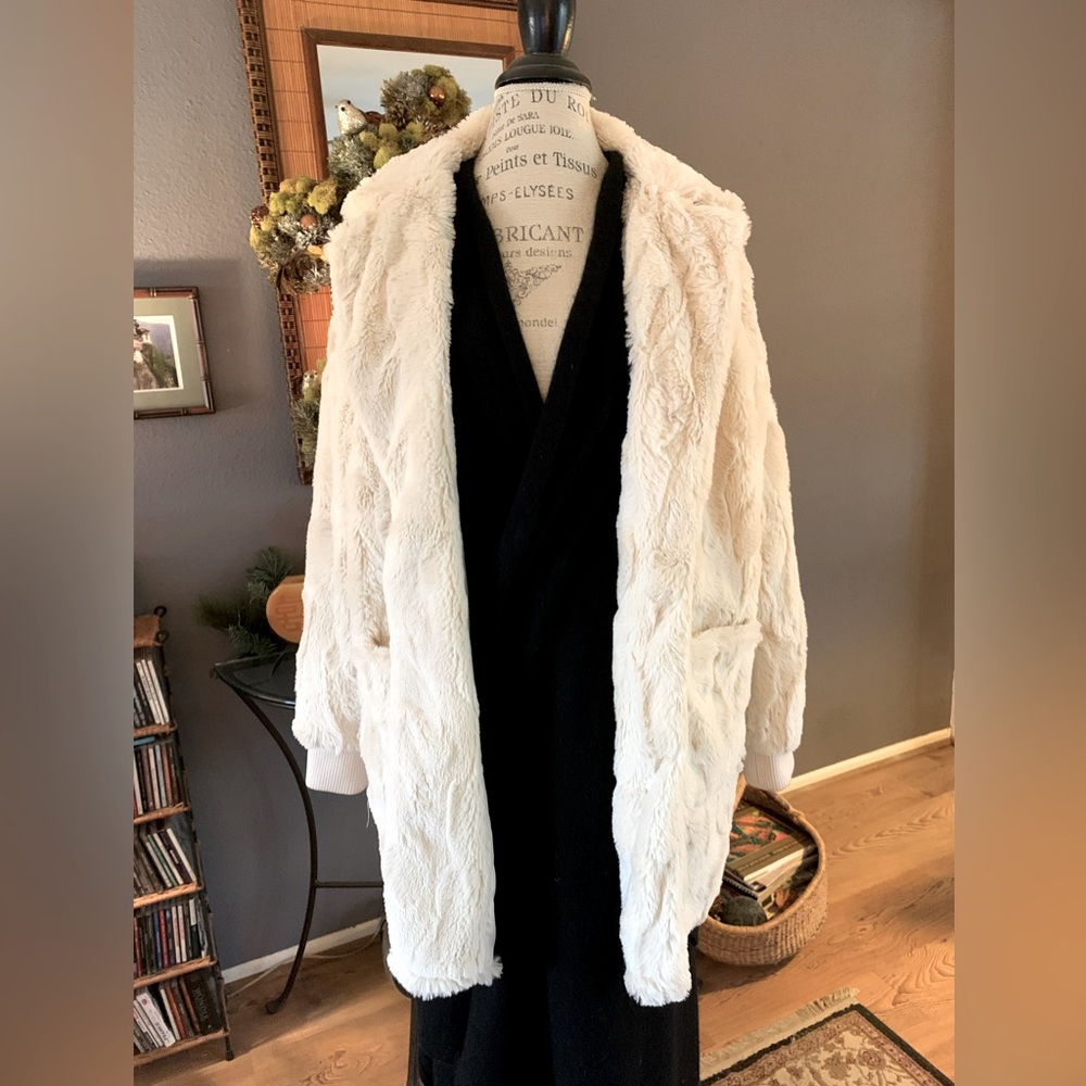 Beautiful Winter White Joan Vass of New York Faux Fur Long Jacket.